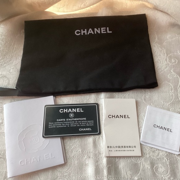 Chanel 2023 Black Lambskin Mules Slides Sandals Size 37 C - Picture 4 of 8